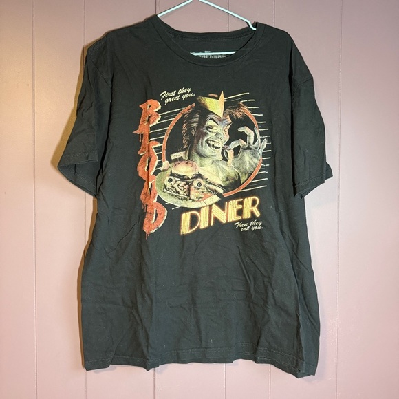 graveyard Other - Graveyard Blood Diner Graphic Horror T-Shirt Size XL 100% Cotton